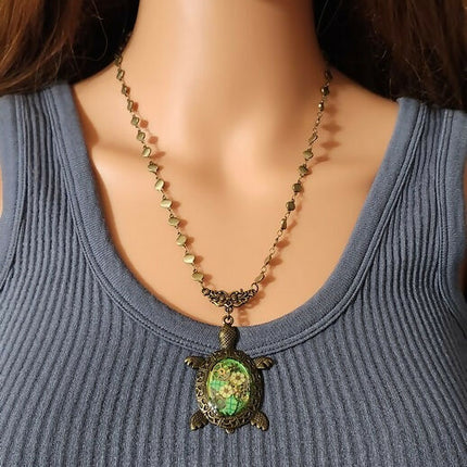green steampunk turtle necklace (8)