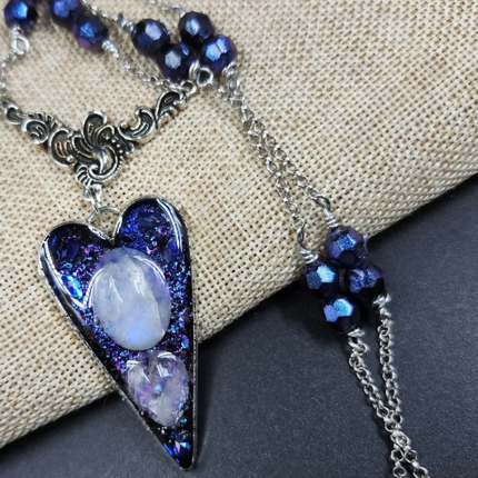 Witch's Heart Moonstone Pendant Necklace  (3)