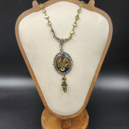 Steampunk-White-Rabbit-Necklace-(1)