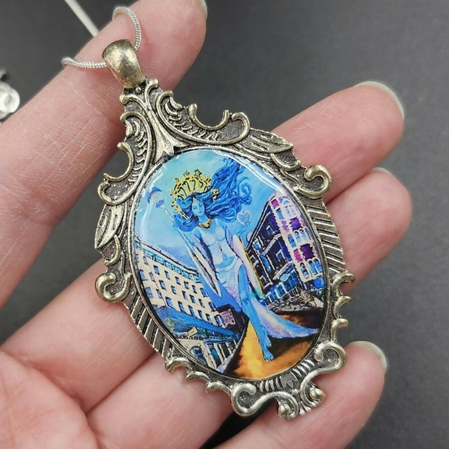 Aza Azure Necklace (2)