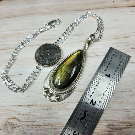 Golden Labradorite Pendant (3)