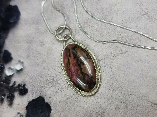 Midnight Blossom – Rhodonite Pendant (8)