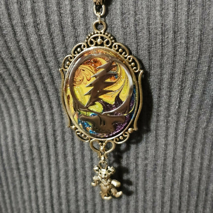 Ripple in Time Grateful Dead Skull Necklace (7)