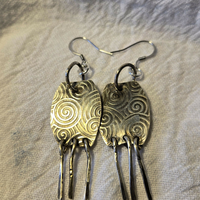 dangles 1